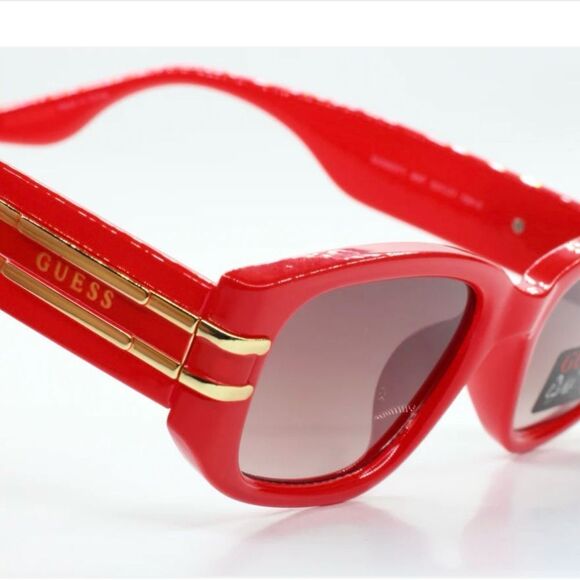GUESS NWT Vibrant Red Sunglasses - Picture 11 of 14